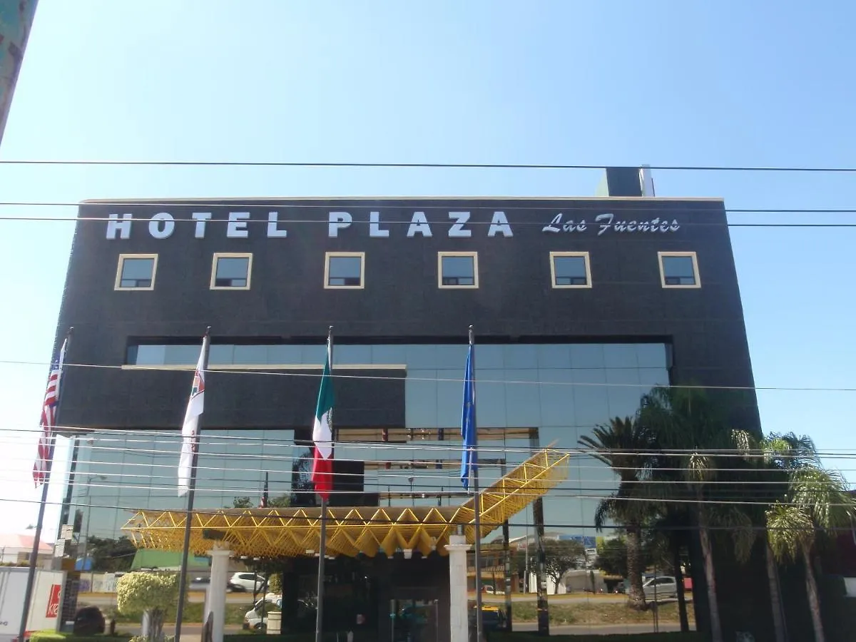 Hotel Plaza Las Fuentes Куаутлансинго