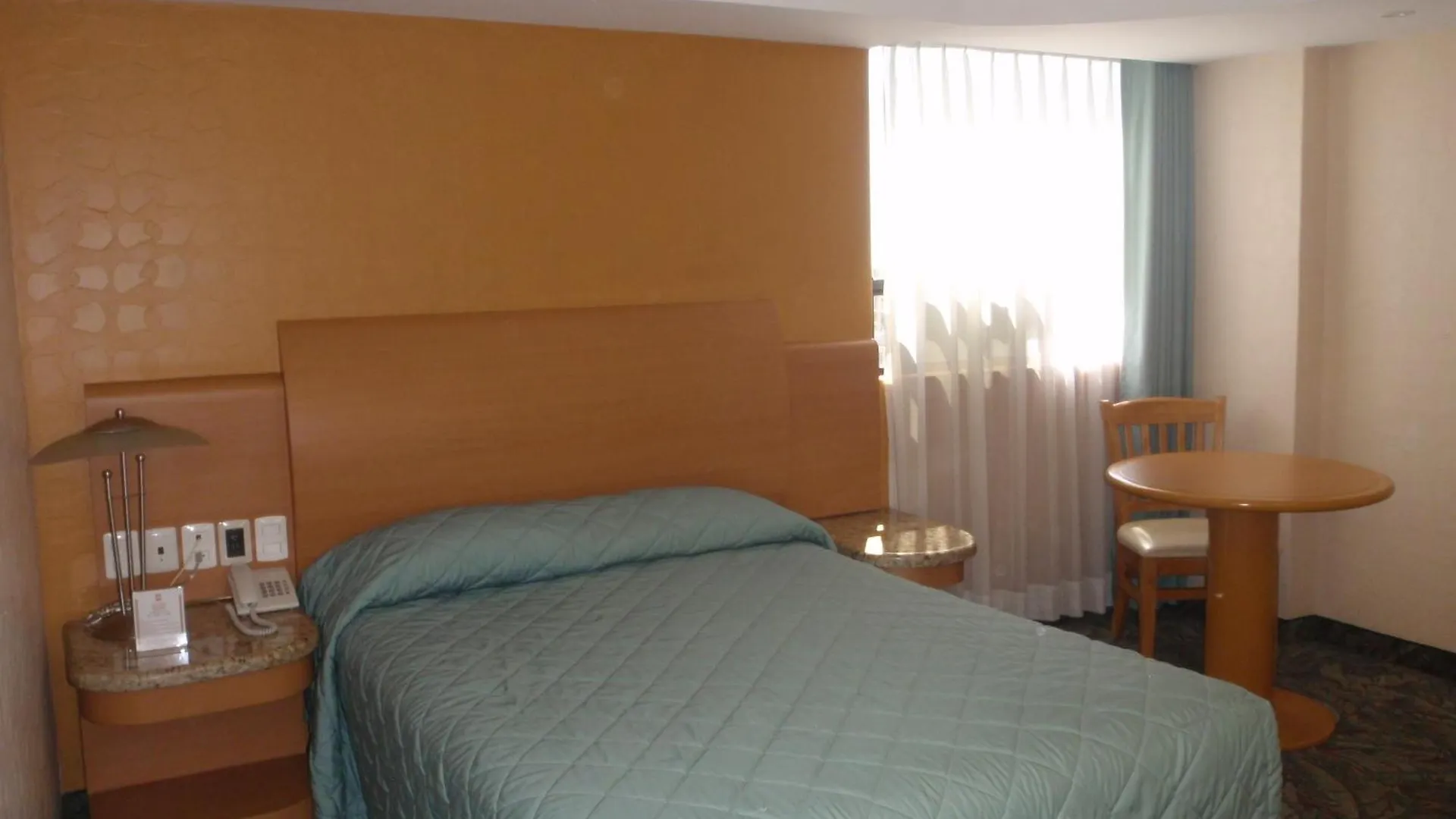 Hotel Plaza Las Fuentes Куаутлансинго 4*,  Мексика