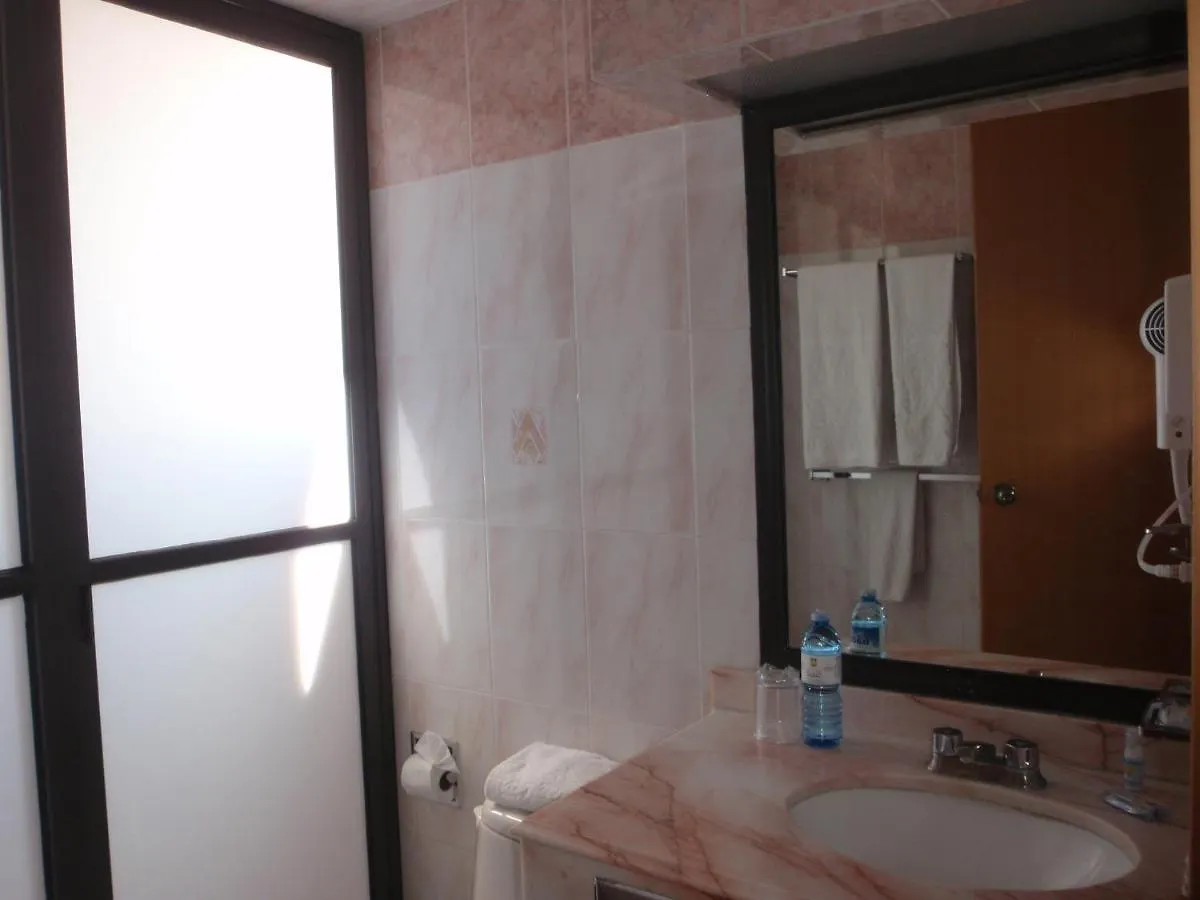 Hotel Plaza Las Fuentes Куаутлансинго 4*,